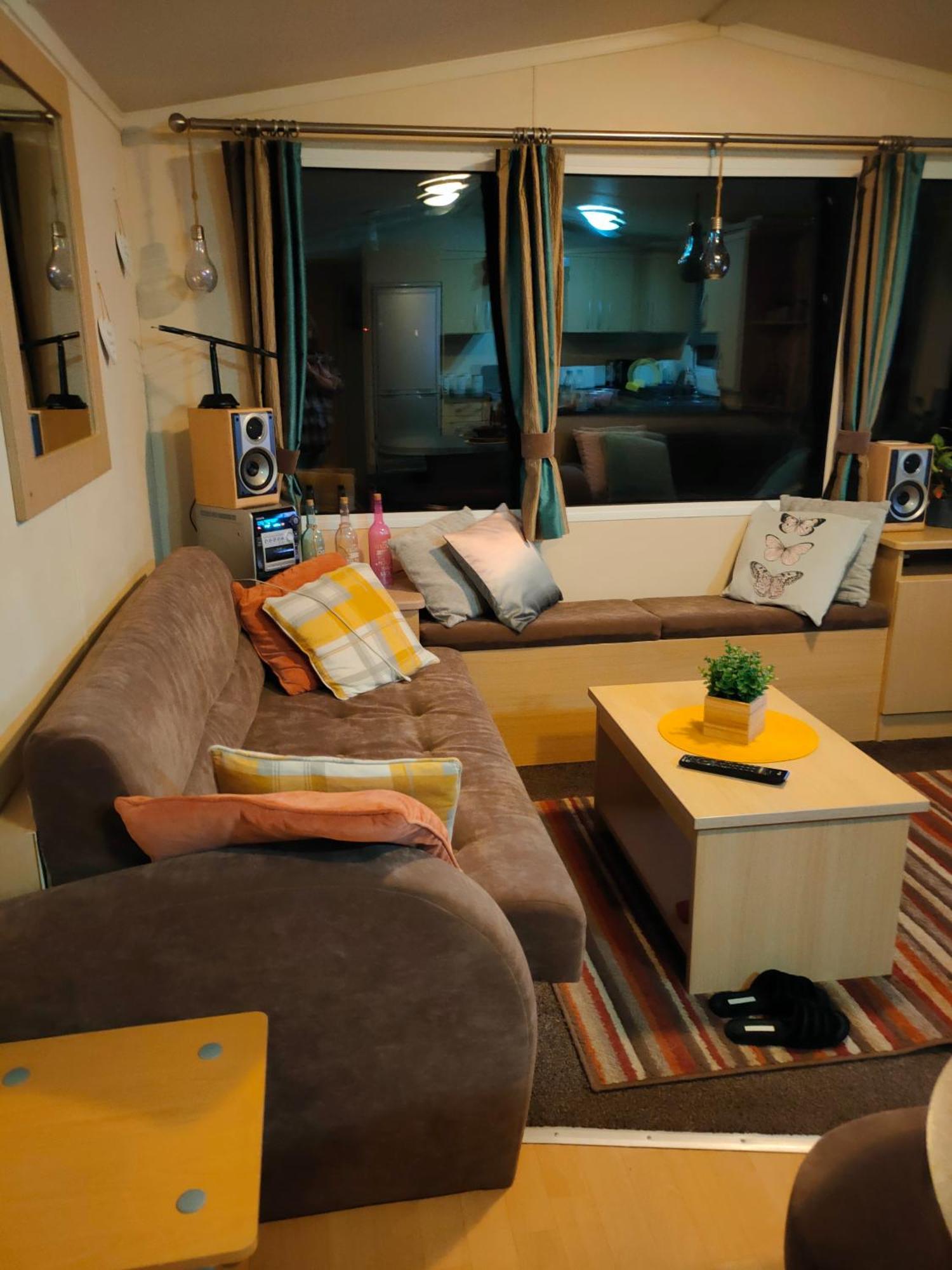 M&c Caravan Hire Sunnysands * Barmouth