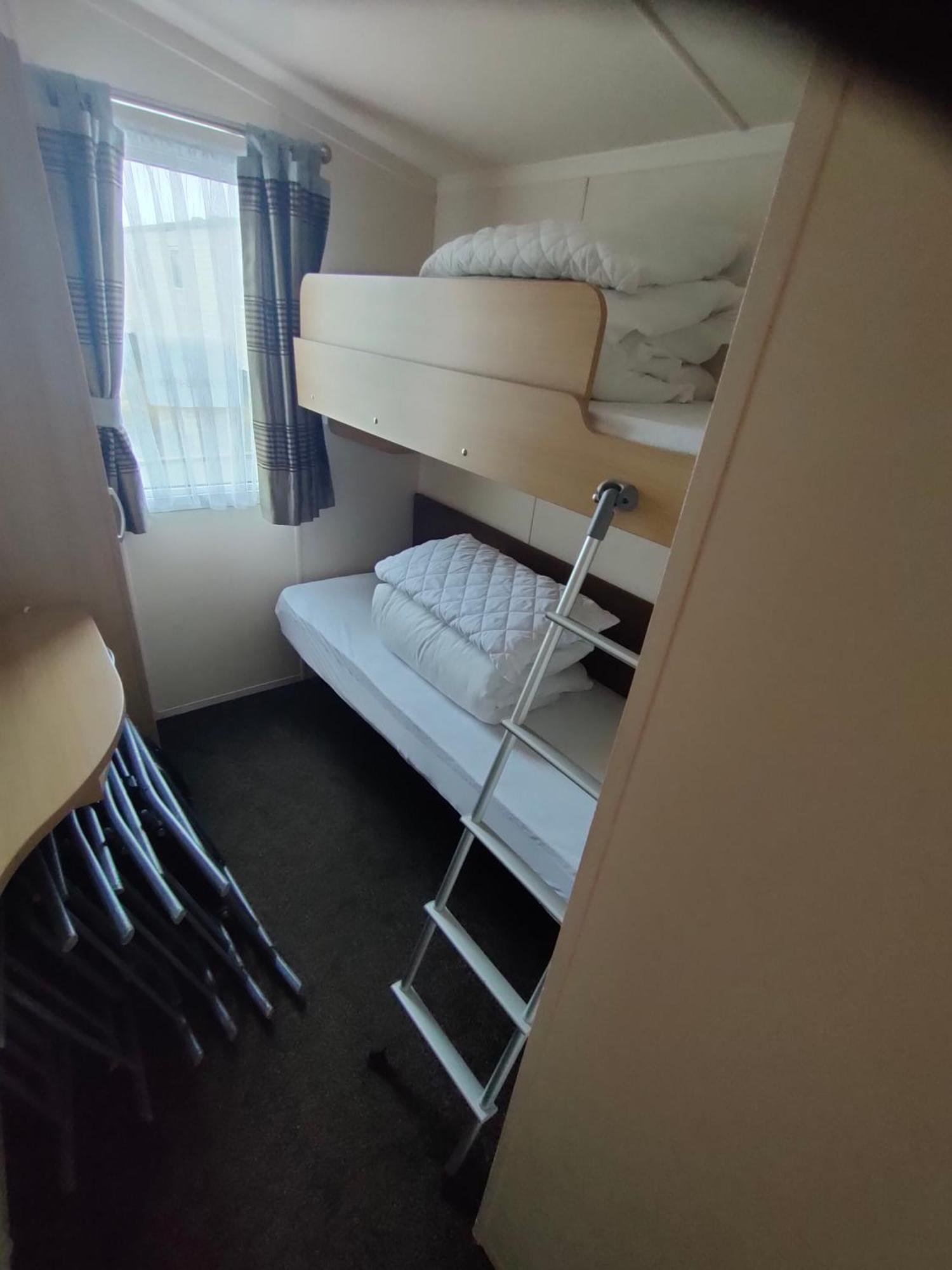 M&c Caravan Hire Sunnysands * Barmouth
