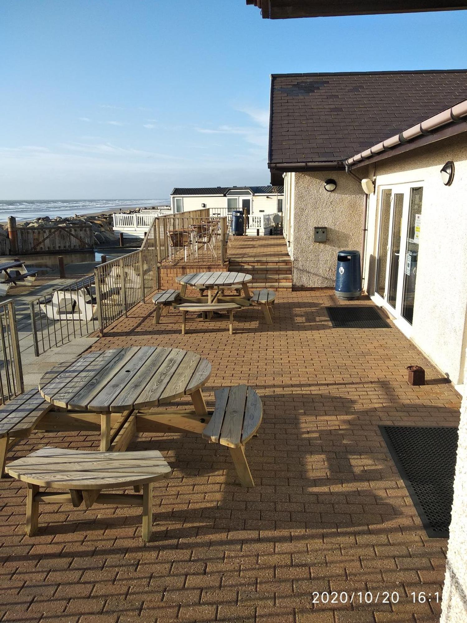 Campsite M&c Caravan Hire Sunnysands *